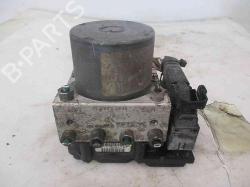 Used ABS pump PUCH G-MODELL (W463) 300 GE (463.227, 463.228) (170 hp) 26625802