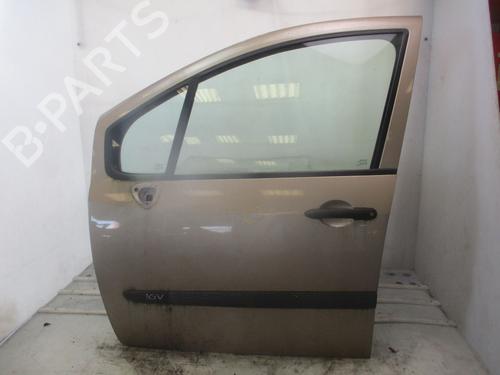 Used Left front door RENAULT MODUS / GRAND MODUS (F/JP0_) 1.2 (JP0C, JP0K, FP0C, FP0K, FP0P, JP0P, JP0T) (75 hp) 32484966
