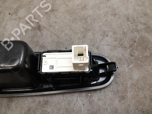 Left rear window switch CITROËN C3 III (SX) 1.5 BlueHDi 100 (SXYHYP, SXYHTU) | BP28483851I29 