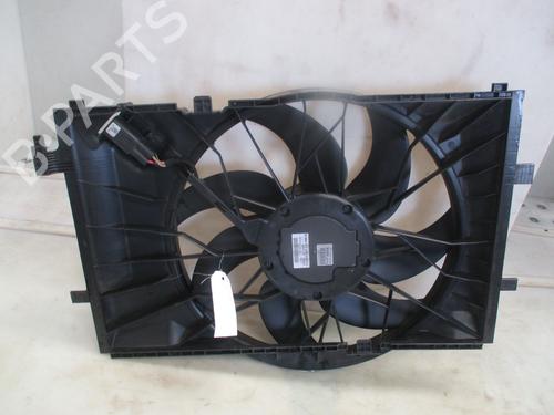 Used Radiator fan Radiator fan MERCEDES-BENZ CLK (C209) CLK 270 CDI (209.316) (170 hp) 36168877 36168877