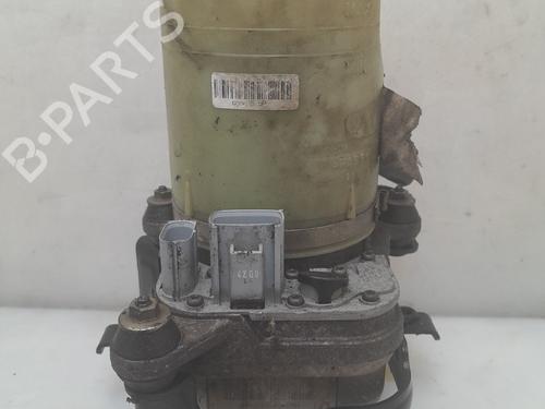 Used Steering pump FORD FOCUS II (DA_, HCP, DP) 1.8 TDCi (115 hp) 32199457