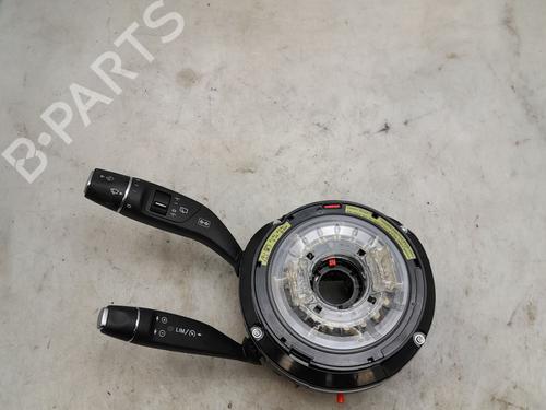 Used Headlight switch MERCEDES-BENZ A-CLASS (W176) A 180 (176.042) (122 hp) 30884361