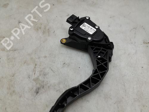 Pedal RENAULT CLIO V (B7_) 1.0 LPG (B7MT) (101 hp) 31029179