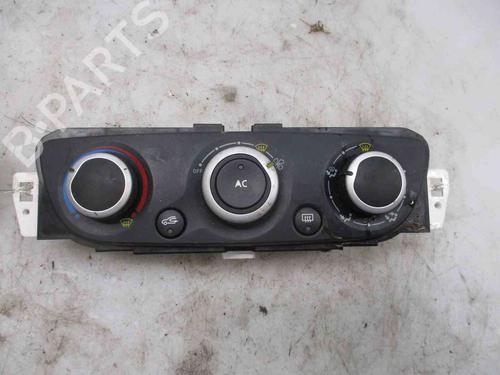 Commande Chauffage RENAULT MEGANE III Hatchback (BZ0/1_, B3_) 1.5 dCi (86 hp) 20204819