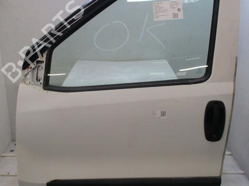 Dør venstre fortil OPEL COMBO Box Body/MPV (X12) 1.3 CDTI (B05) (90 hp) 32074815