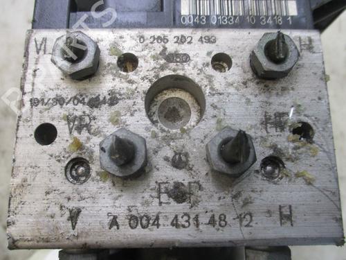 Used ABS pump MERCEDES-BENZ E-CLASS (W210) E 220 CDI (210.006) (143 hp) 30796725