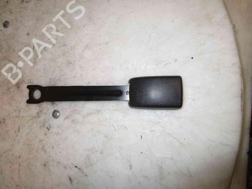 Used Seat buckle PEUGEOT 107 (PM_, PN_) 1.0 (68 hp) 19715424