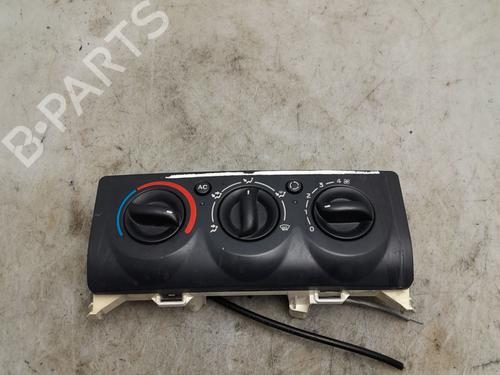 AC Styreenhet / Manøvreringsenhet RENAULT CLIO II (BB_, CB_) 1.2 16V (BB05, BB0W, BB11, BB27, BB2T, BB2U, BB2V, CB05,... (75 hp) 30739332