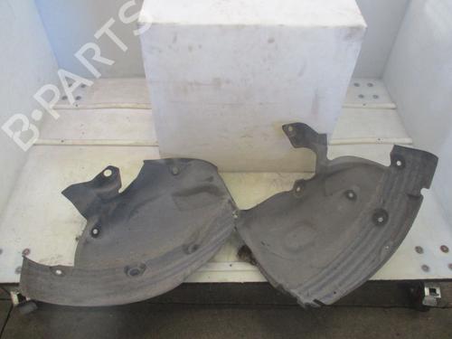 wheel-arch-renault-megane-iii-hatchback-bz01_-b3_-2008-34174426 main image