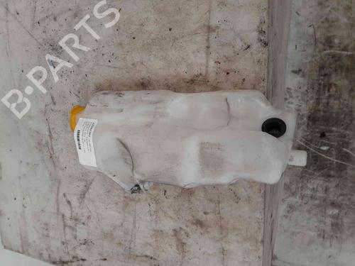Used Windscreen washer tank RENAULT TWINGO III (BCM_, BCA_) 0.9 TCe 90 (BCM9, BCM2) (90 hp) 26632419