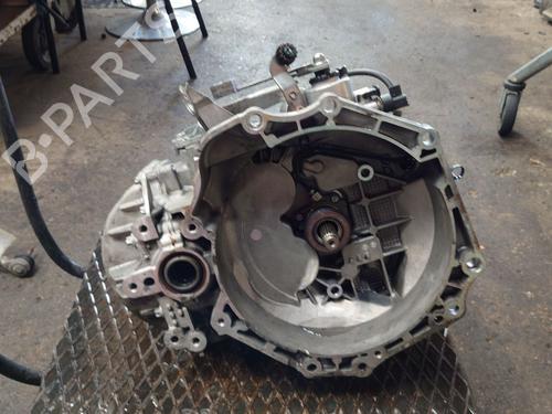 Gearkasse CHEVROLET TRAX 1.7 TD (131 hp) 31076256