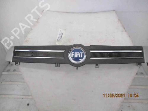 Grill FIAT PANDA (169_) 1.2 (169.AXB11, 169.AXB1A) (60 hp) 24005868