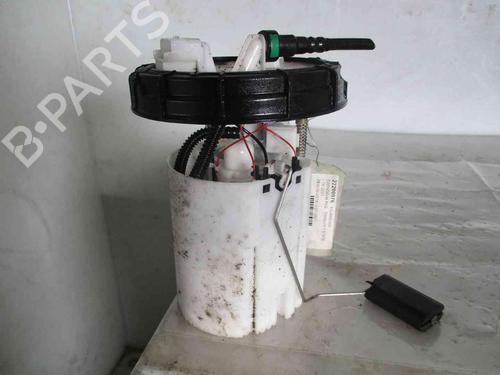 Used Fuel pump RENAULT TWINGO III (BCM_, BCA_) 1.0 SCe 75 (73 hp) 26624525