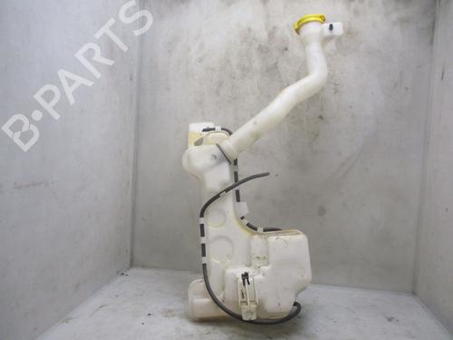 Used Windscreen washer tank RENAULT CLIO V (B7_) 1.6 E-TECH 140 (B7MU) (140 hp) 26638589