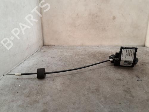 Used Tailgate lock MERCEDES-BENZ C-CLASS (W203) C 200 CDI (203.007) (122 hp) 27665675