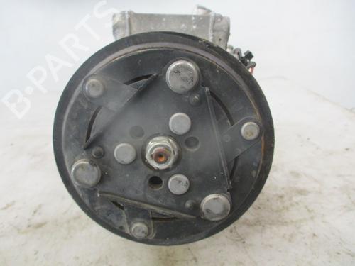 Used AC compressor AC compressor RENAULT CLIO V (B7_) 1.5 Blue dCi 85 (B7AG) (86 hp) 33858384 33858384