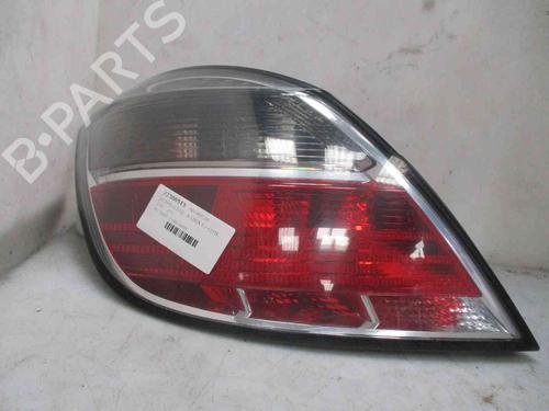 Used Left taillight OPEL ASTRA H (A04) [2004-2014]  26629306