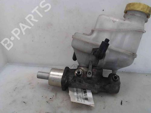 Used Brake master cylinder FIAT PUNTO (188_) 1.2 16V 80 (188.233, .235, .253, .255, .333, .353, .639,... (80 hp) 21837570