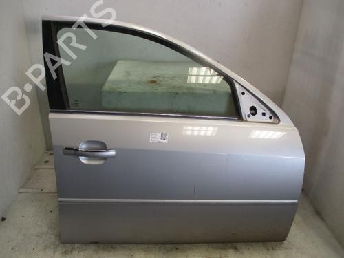 right-front-door-ford-mondeo-iii-b5y-2000-2001-2002-2003-2004-2005-2006-2007-37453459 main image