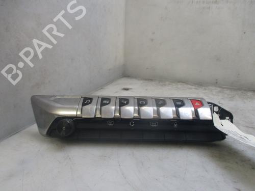 Used Climate control Climate control PEUGEOT 5008 II (MC_, MJ_, MR_, M4_) 1.2 THP (MRHNYH, MRHNYW, MRHNSJ, MRHNSU, MRHNSM) (131 hp) 33967696 33967696