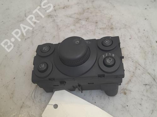Used Headlight switch OPEL ASTRA H GTC (A04) 1.7 CDTI (L08) (110 hp) 32767207