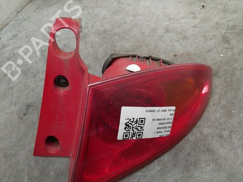 Used Right taillight SEAT LEON (1P1) 1.9 TDI (105 hp) 26700999