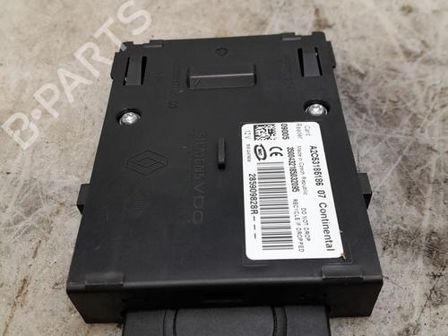 Card reader RENAULT MEGANE III Hatchback (BZ0/1_, B3_) 1.5 dCi | BP29467722E4 