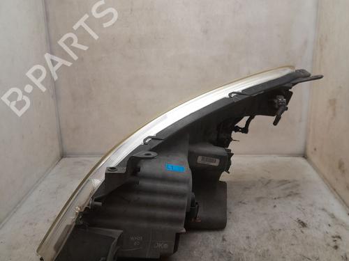 Right headlight TOYOTA COROLLA Verso (ZER_, ZZE12_, R1_) 2.2 D-4D (AUR10_, AUR10R) | BP30116618C29