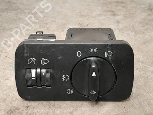 Used Headlight switch SEAT LEON (1M1) 1.9 TDI (110 hp) 26639209