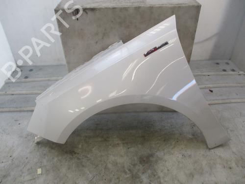 Used Left front fenders PEUGEOT 308 II (LB_, LP_, LW_, LH_, L3_) 1.2 THP 130 (131 hp) 29576849