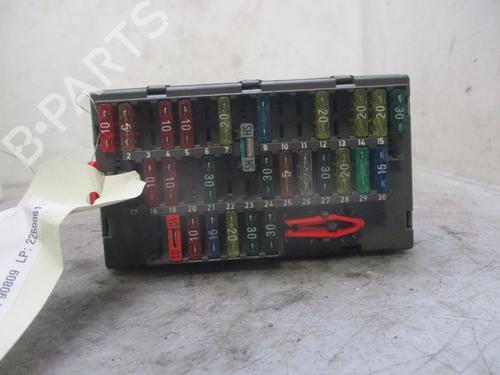 Sikringsdose PEUGEOT 306 Hatchback (7A, 7C, N3, N5) 1.4 (75 hp) 24103771