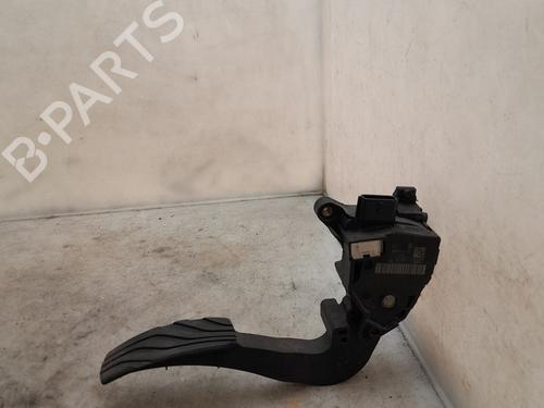 Pedal Pedal RENAULT MEGANE IV Hatchback (B9A/M/N_) 1.5 Blue dCi 115 (B9A6) (116 hp) 36145545 36145545