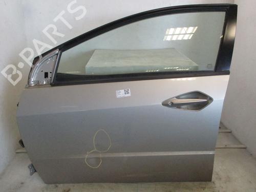 Used Left front door Left front door 32689681 32689681