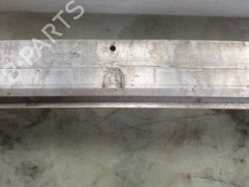 Used Front bumper reinforcement Front bumper reinforcement 37497833 37497833