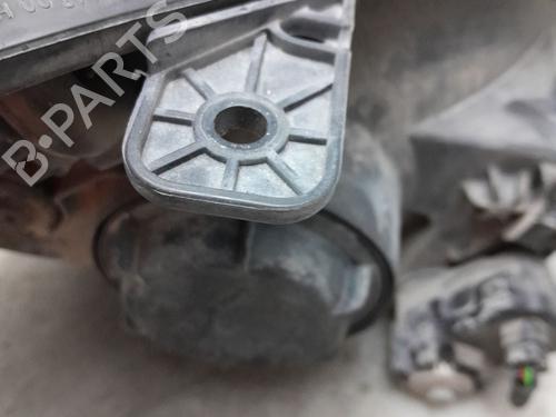 Left headlight KIA SPORTAGE II (JE_, KM_) 2.0 CRDi | BP30138600C28 