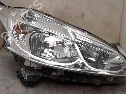 Used Right headlight PEUGEOT 208 I (CA_, CC_) 1.2 VTi 68 / PureTech 68 (68 hp) 28483838