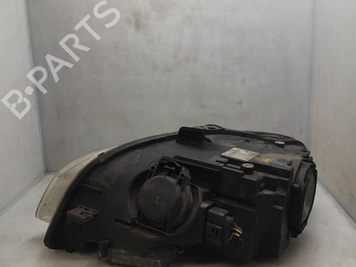 Right headlight AUDI A4 B7 (8EC) 2.0 TDI | BP31575318C29