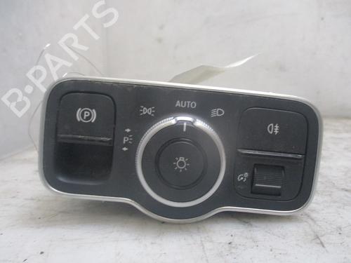 Used Headlight switch Headlight switch MERCEDES-BENZ GLA (H247) GLA 200 d (247.712) (150 hp) 34454665 34454665