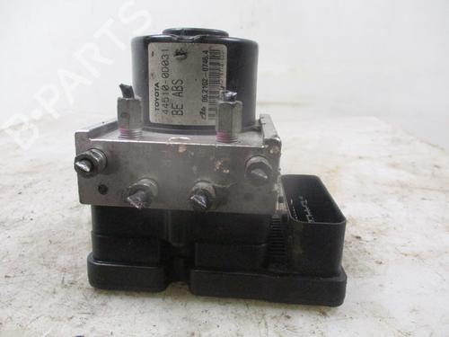 ABS Bremseaggregat TOYOTA YARIS (_P9_) 1.3 VVT-i (SCP90_, SCP90R) | BP30915495M43