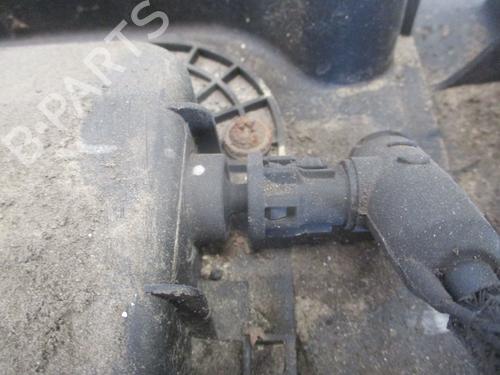 AdBlue tank PEUGEOT 308 II (LB_, LP_, LW_, LH_, L3_) 1.6 BlueHDi 120 | BP29984690M85