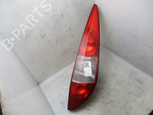 Used Right taillight FORD MONDEO III Turnier (BWY) 2.0 16V TDDi / TDCi (115 hp) 26636601