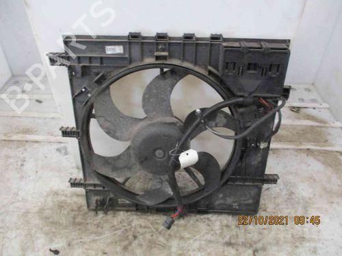 Used Radiator fan MERCEDES-BENZ VITO Bus (W638) 112 CDI 2.2 (638.194) (122 hp) 19721599