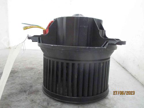 Used Heater blower motor CITROËN SAXO (S0, S1) 1.4 VTS (75 hp) 26630844