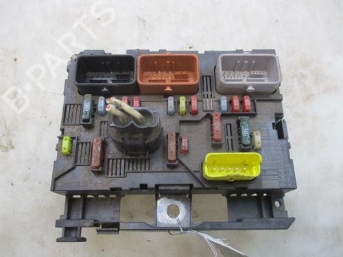 Used Fuse box CITROËN C4 Picasso I MPV (UD_) 1.6 HDi (109 hp) 30884318