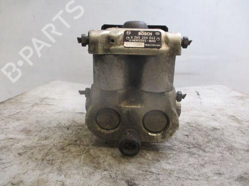 Used ABS pump MERCEDES-BENZ C-CLASS (W202) C 200 (202.020) (136 hp) 30739248