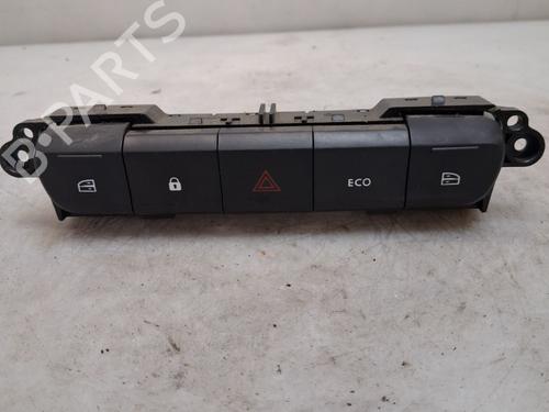 Used Warning switch Warning switch 39082362 39082362