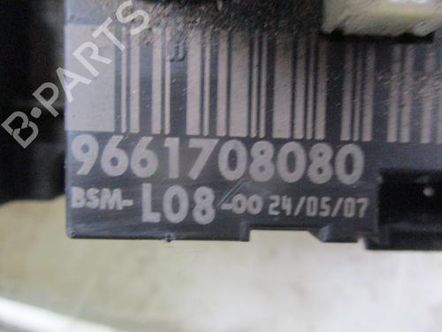 Used Fuse box CITROËN C4 Picasso I MPV (UD_) 1.6 HDi (109 hp) 30884365