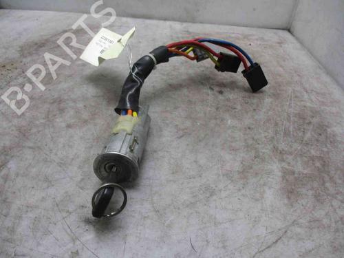 Used Ignition barrel PEUGEOT 106 I (1A, 1C) [1991-1996]  24012586