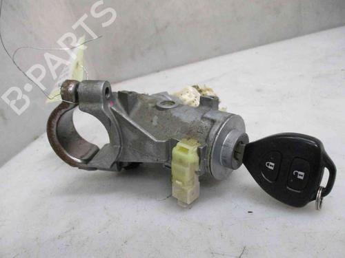 Used Ignition barrel TOYOTA HILUX VII Pickup (_N1_, _N2_, _N3_) 2.5 D-4D 4WD (KUN25) (144 hp) 19739718