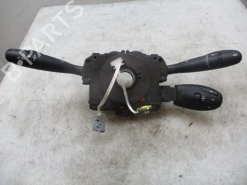 Used Headlight switch HYUNDAI SANTA FÉ II (CM) 3.5 (280 hp) 24013834
